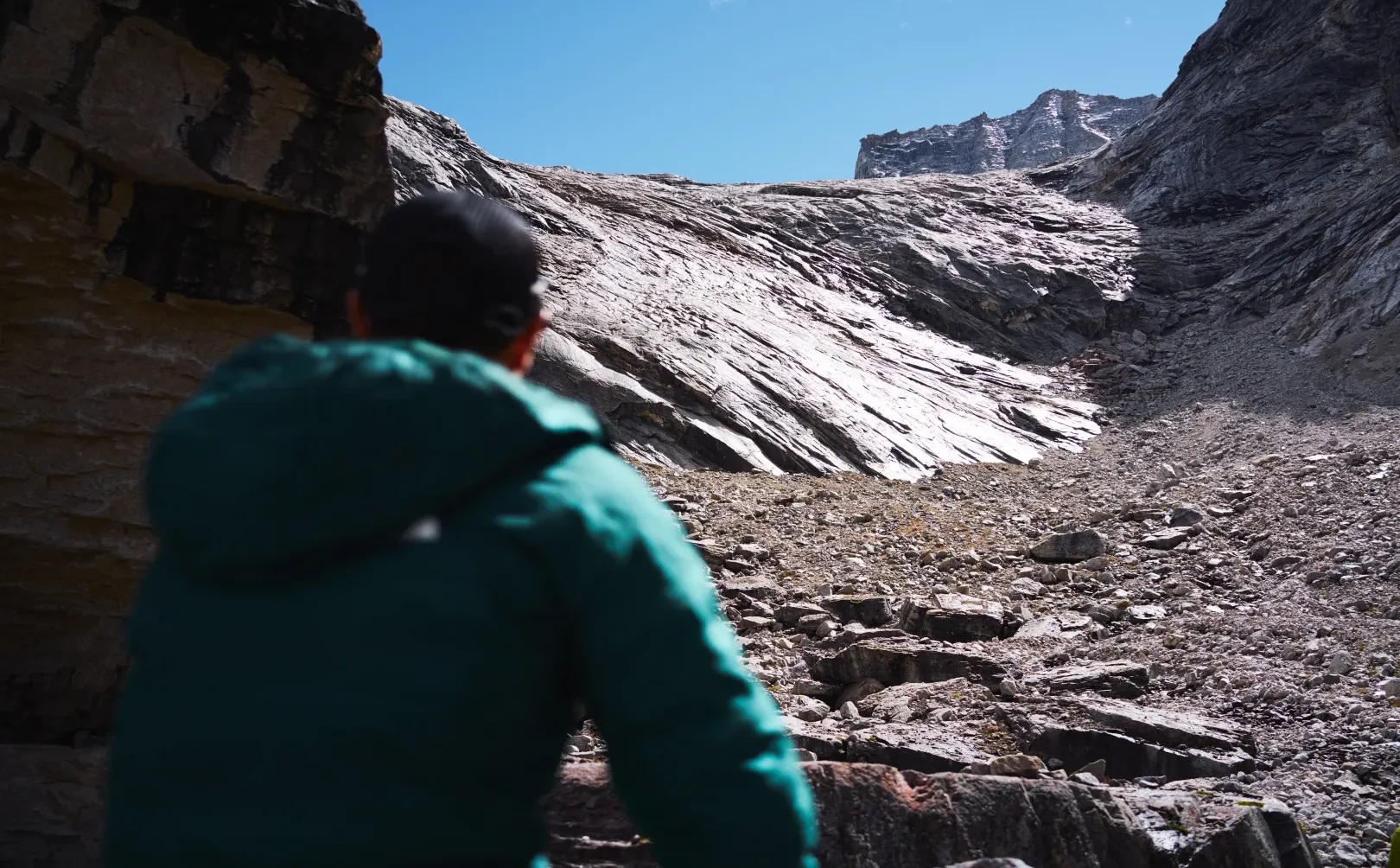 关于一座攀登未登峰的故事