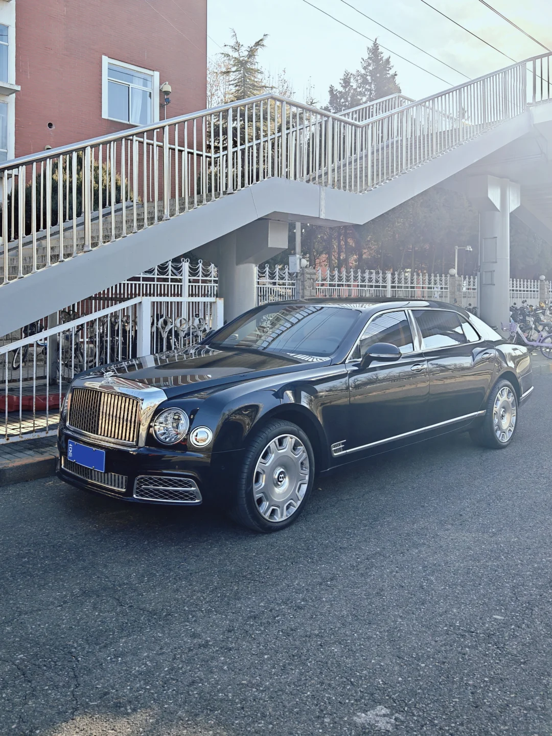 何方神圣来清华附考研了？😭