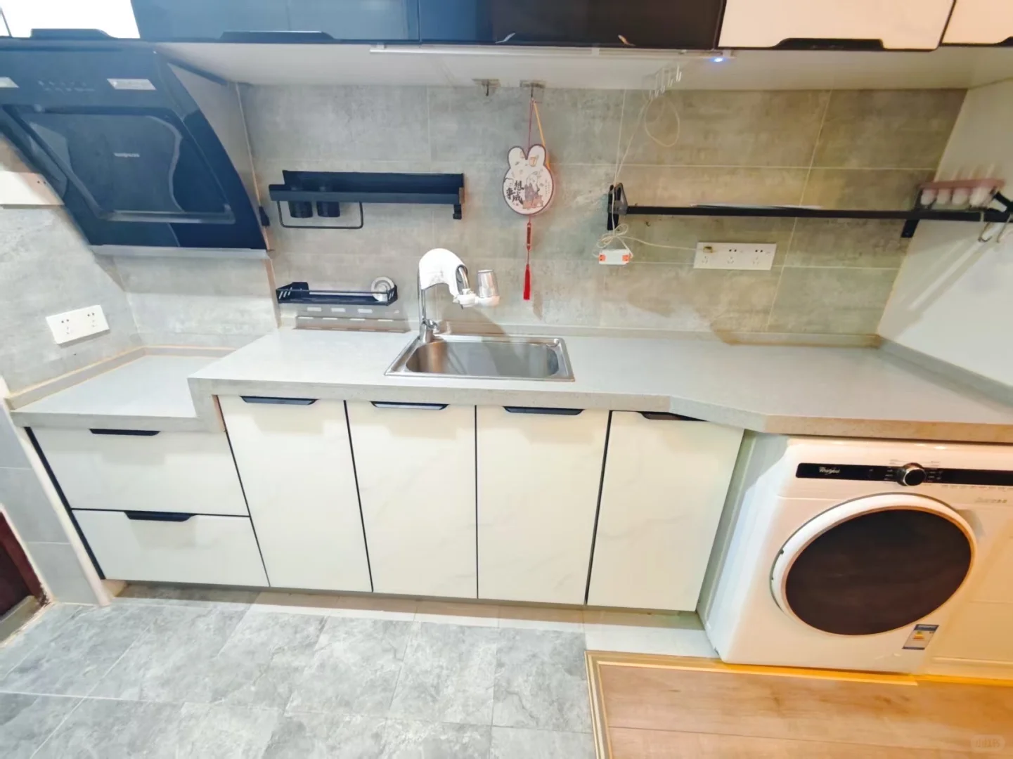 华中农业大学 澜花语岸新出精装一居 含泪出