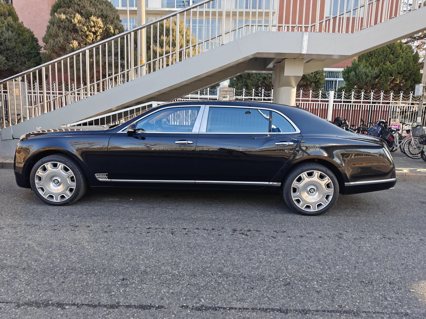 何方神圣来清华附考研了？😭