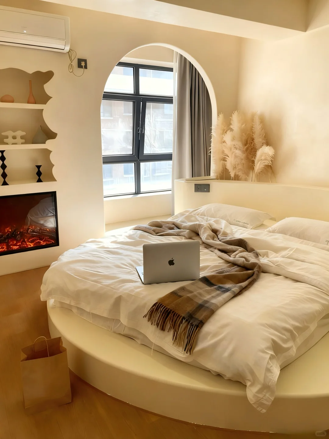 济南！大明湖旁！108俩人😭 不想退房！