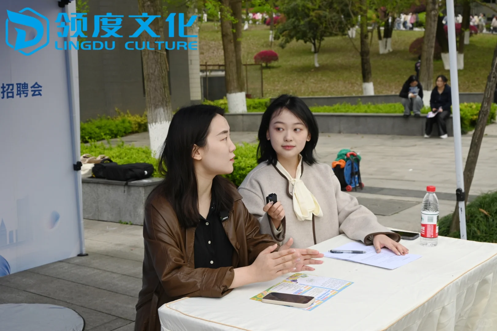 一起来看一看2025届毕业生的招聘会现场吧!