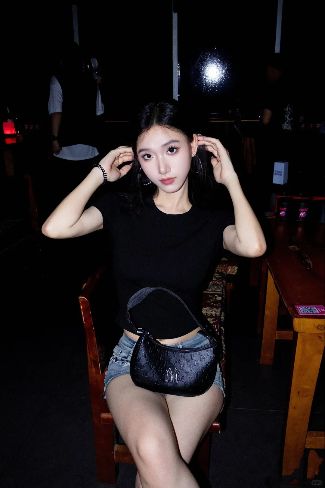 白月光女神的牛仔裤