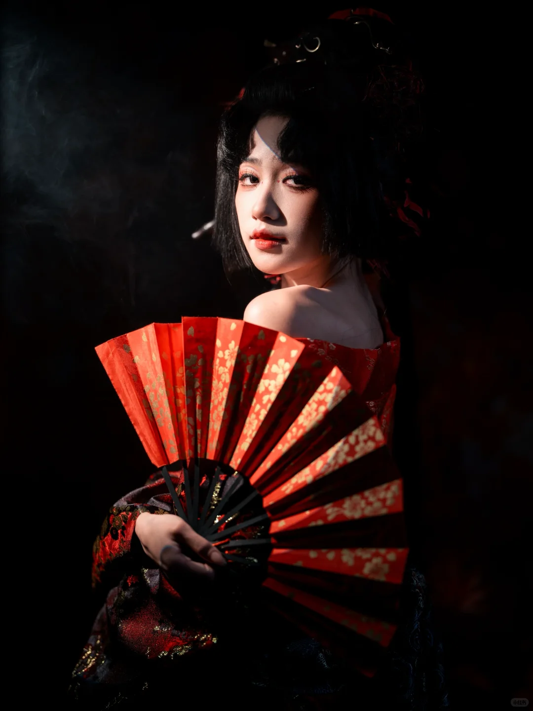 暗调花魁主题写真?