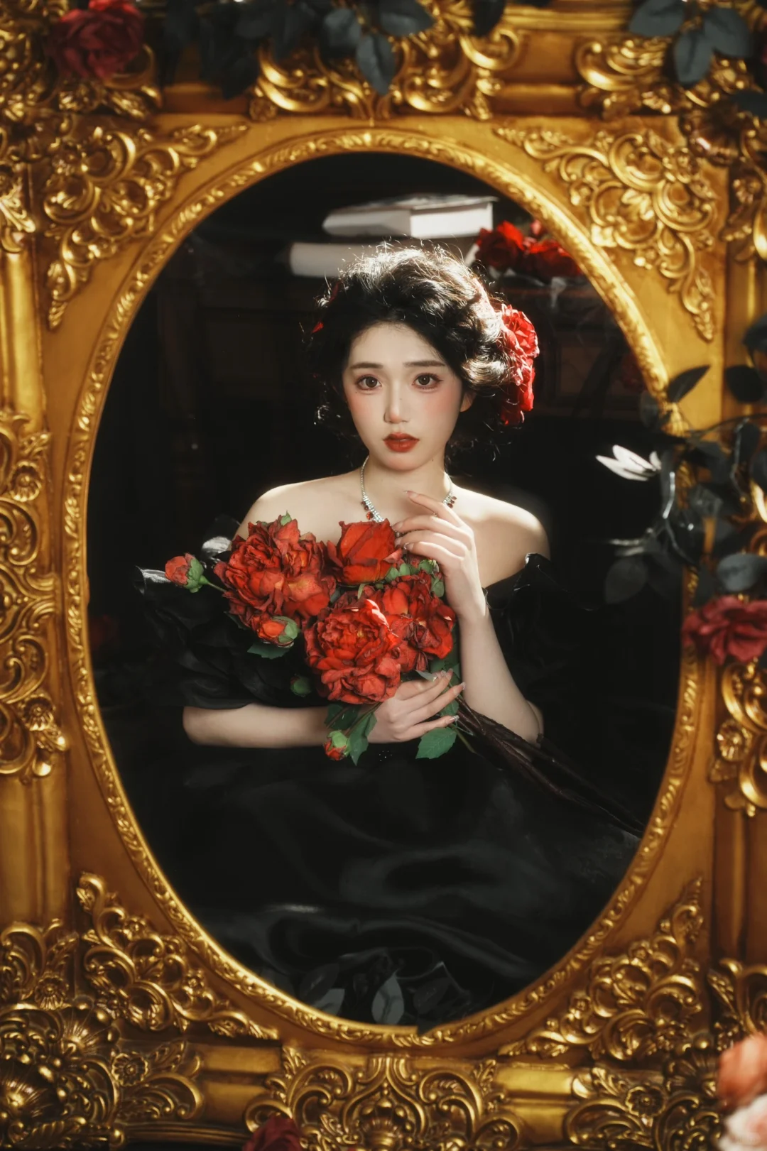 经典美艳的红黑配色｜妥妥的暗夜红玫瑰?