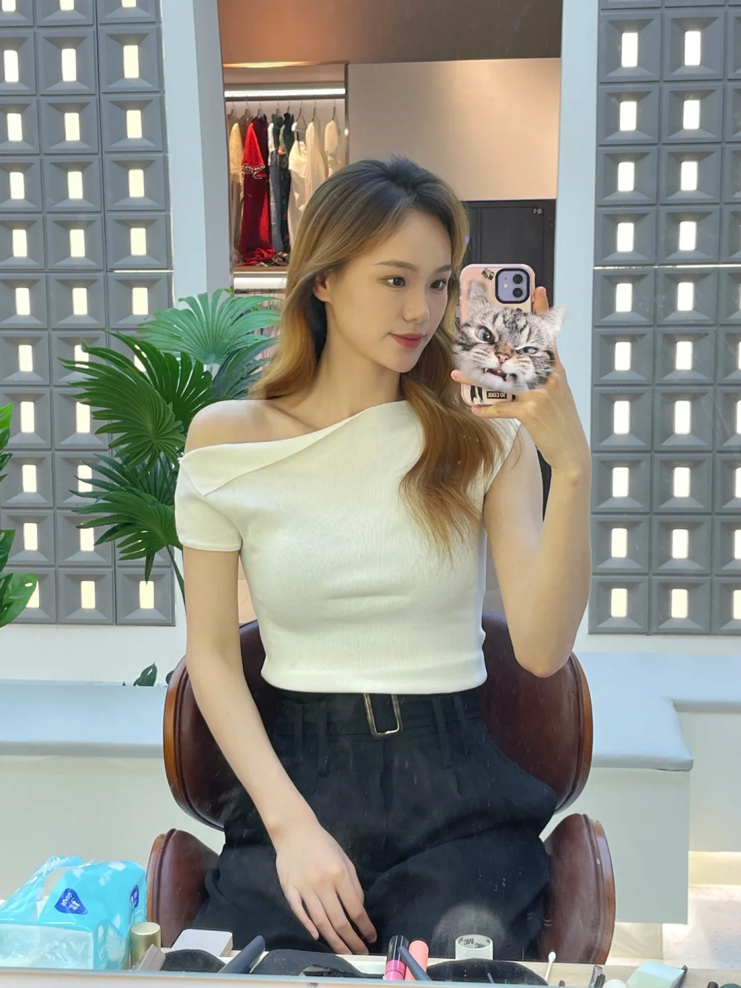 02女大二学生兼职模特