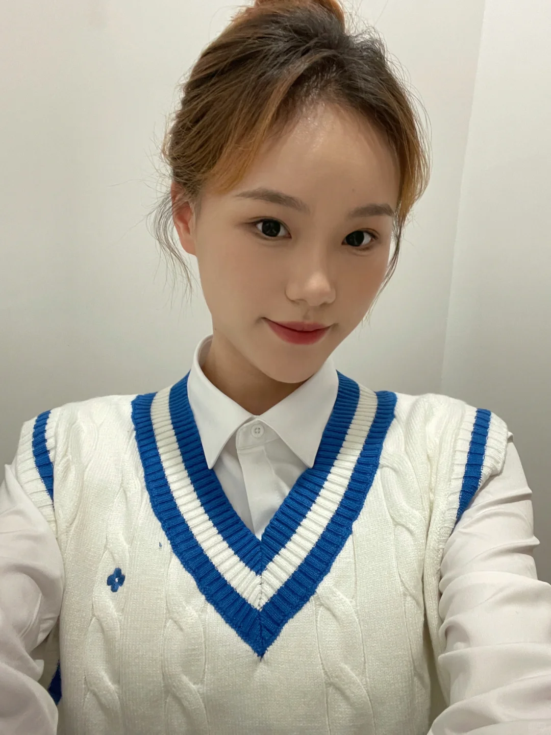 02女大二学生兼职模特
