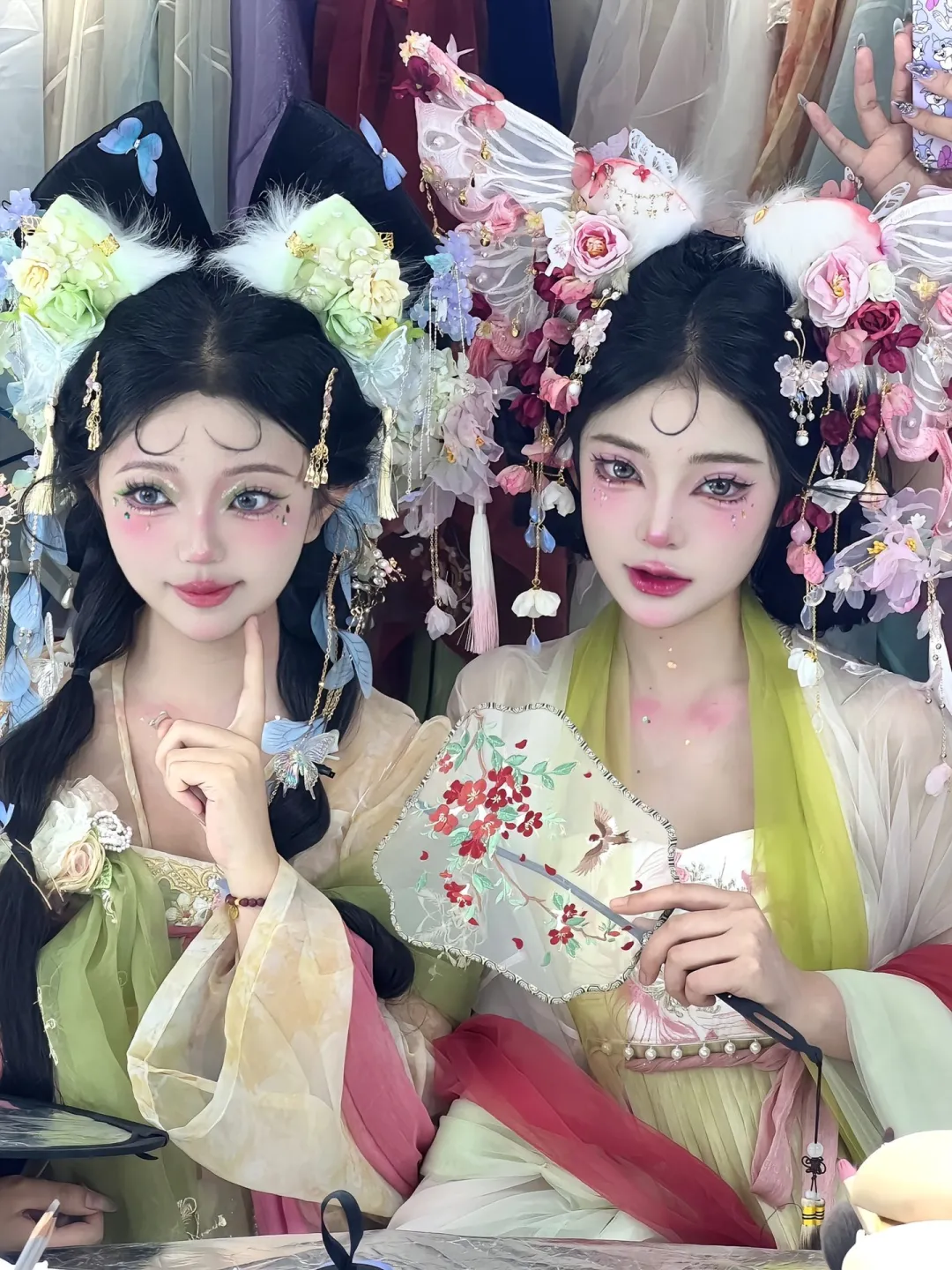 穿汉服去拍汉服模特了?