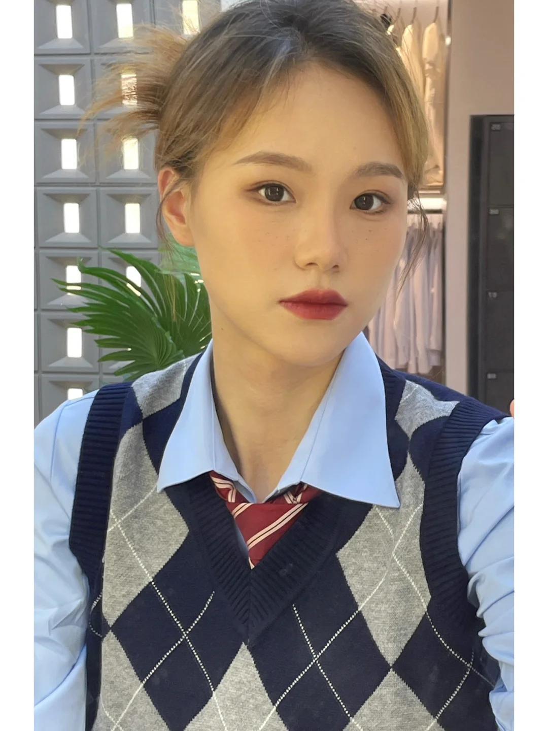 02女大二学生兼职模特
