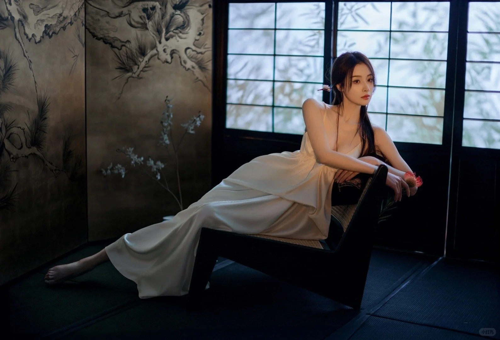 窈窕淑女隆妮，画中仙女入凡尘