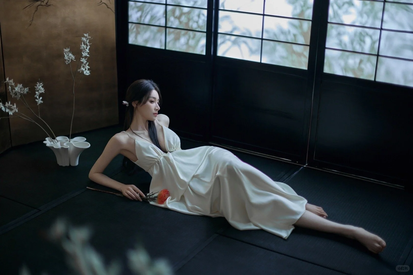 窈窕淑女隆妮，画中仙女入凡尘