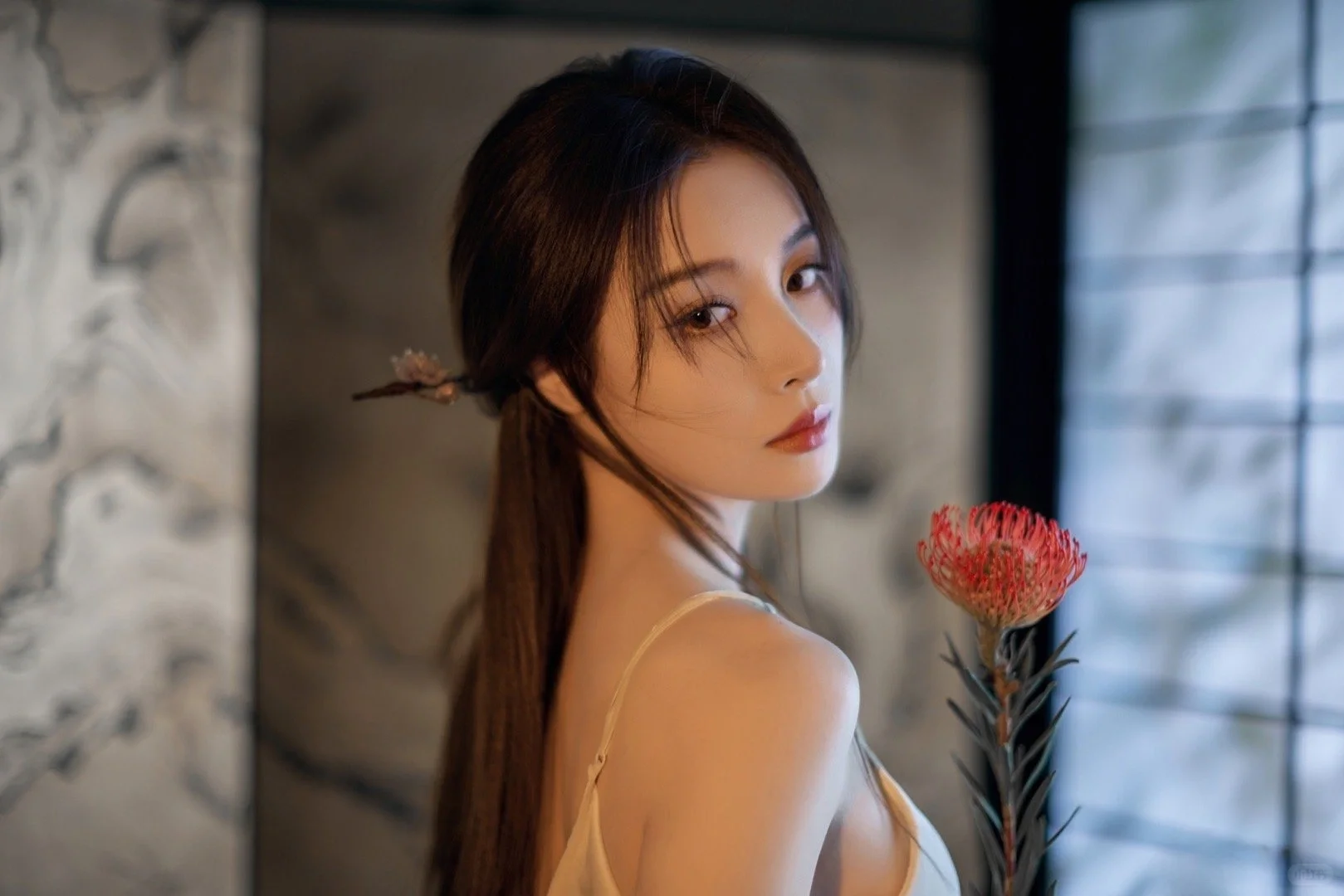 窈窕淑女隆妮，画中仙女入凡尘