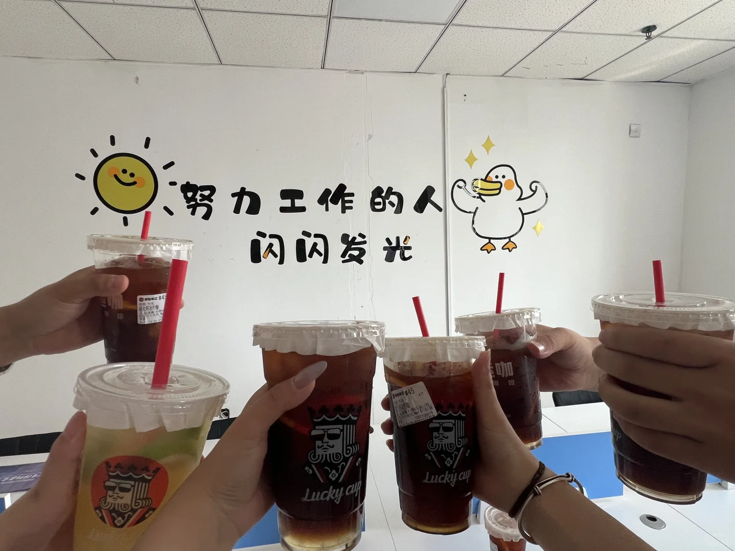 和我一起快乐的搭子有没有，不打电话那种