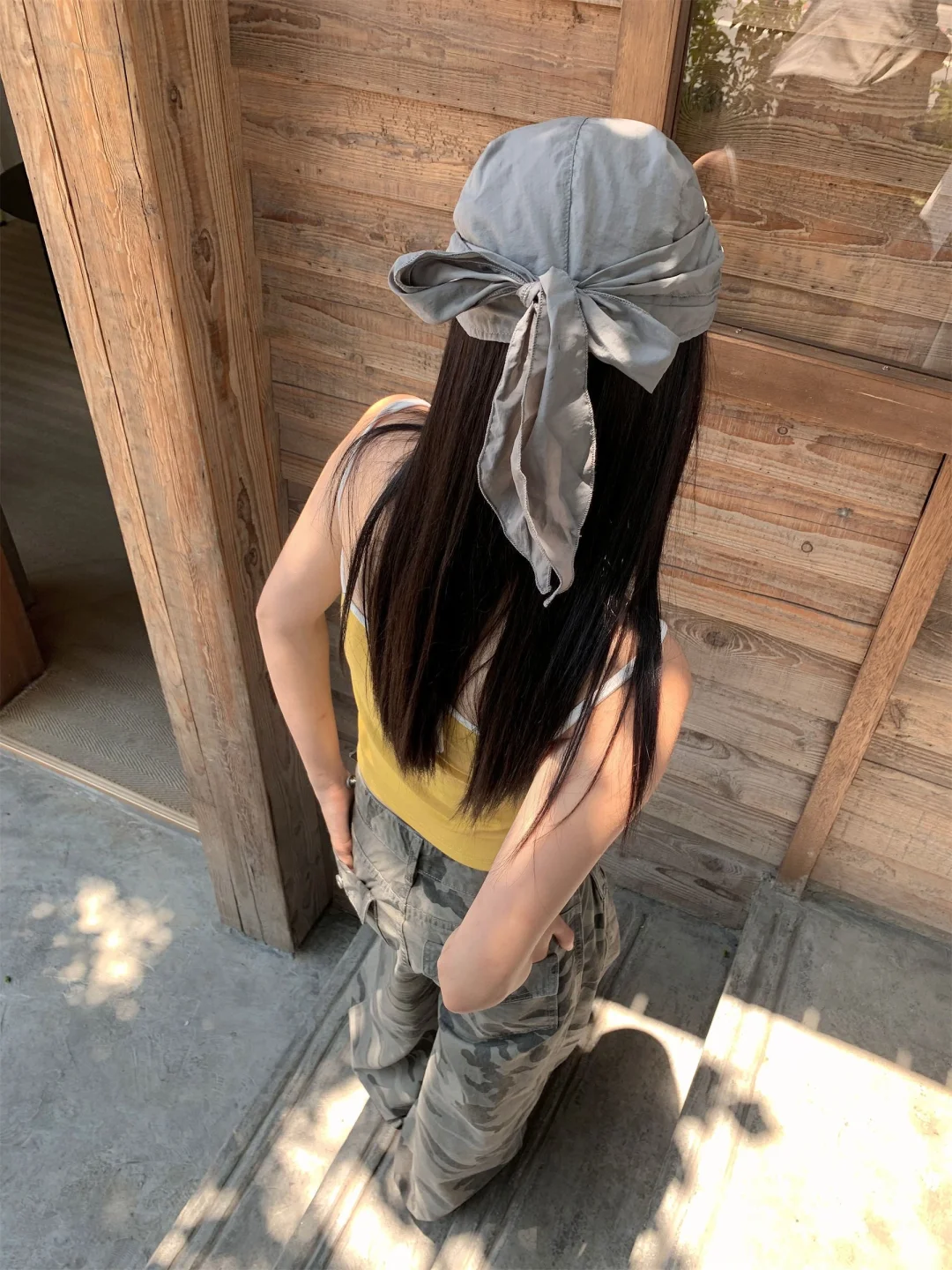 一些松弛感拍照姿势