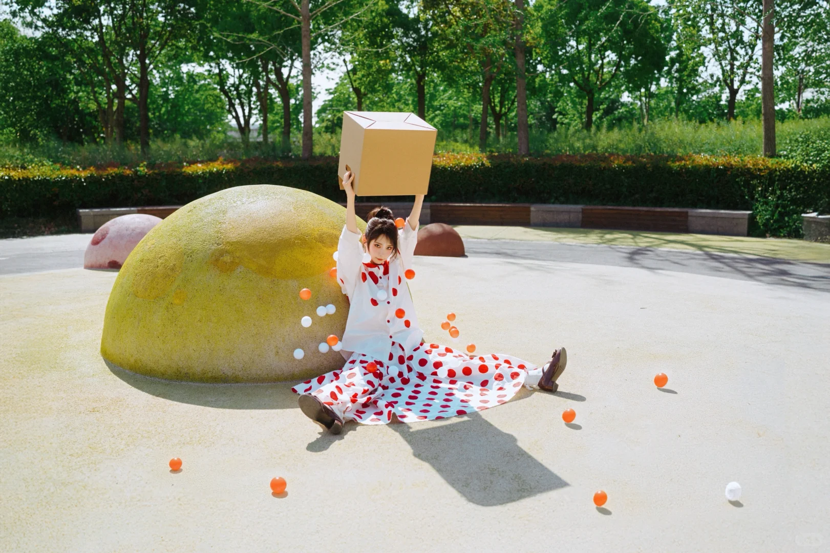 只要模特够优秀,大中午一样能出片