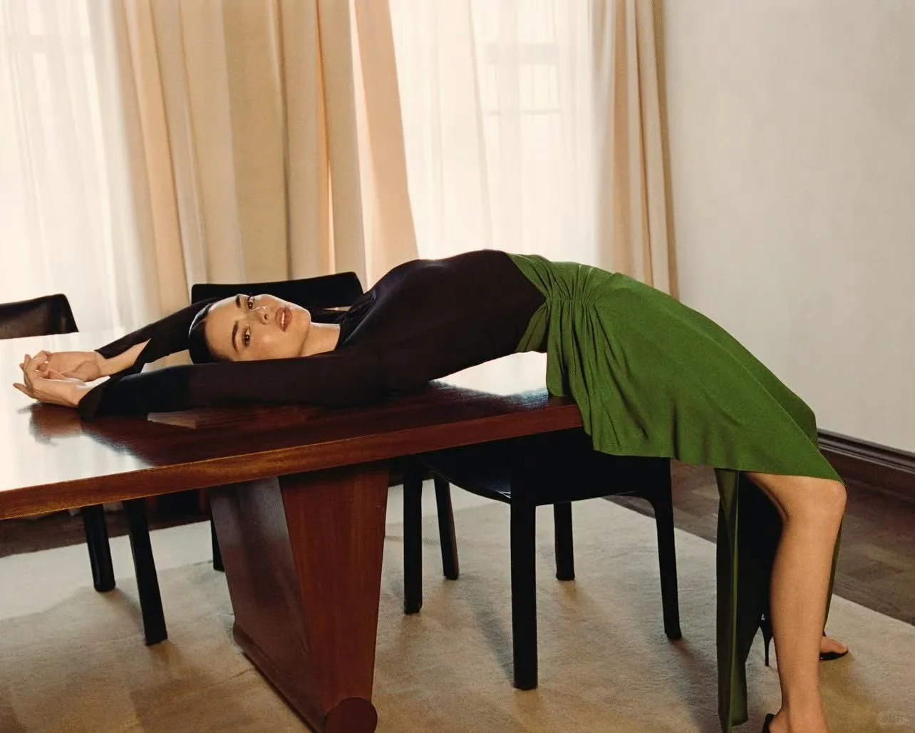 Kendall Jenner x FWRD｜美得很轻松?