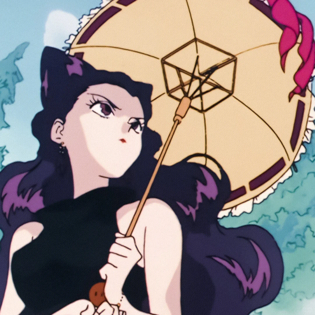 紫发猫女郎