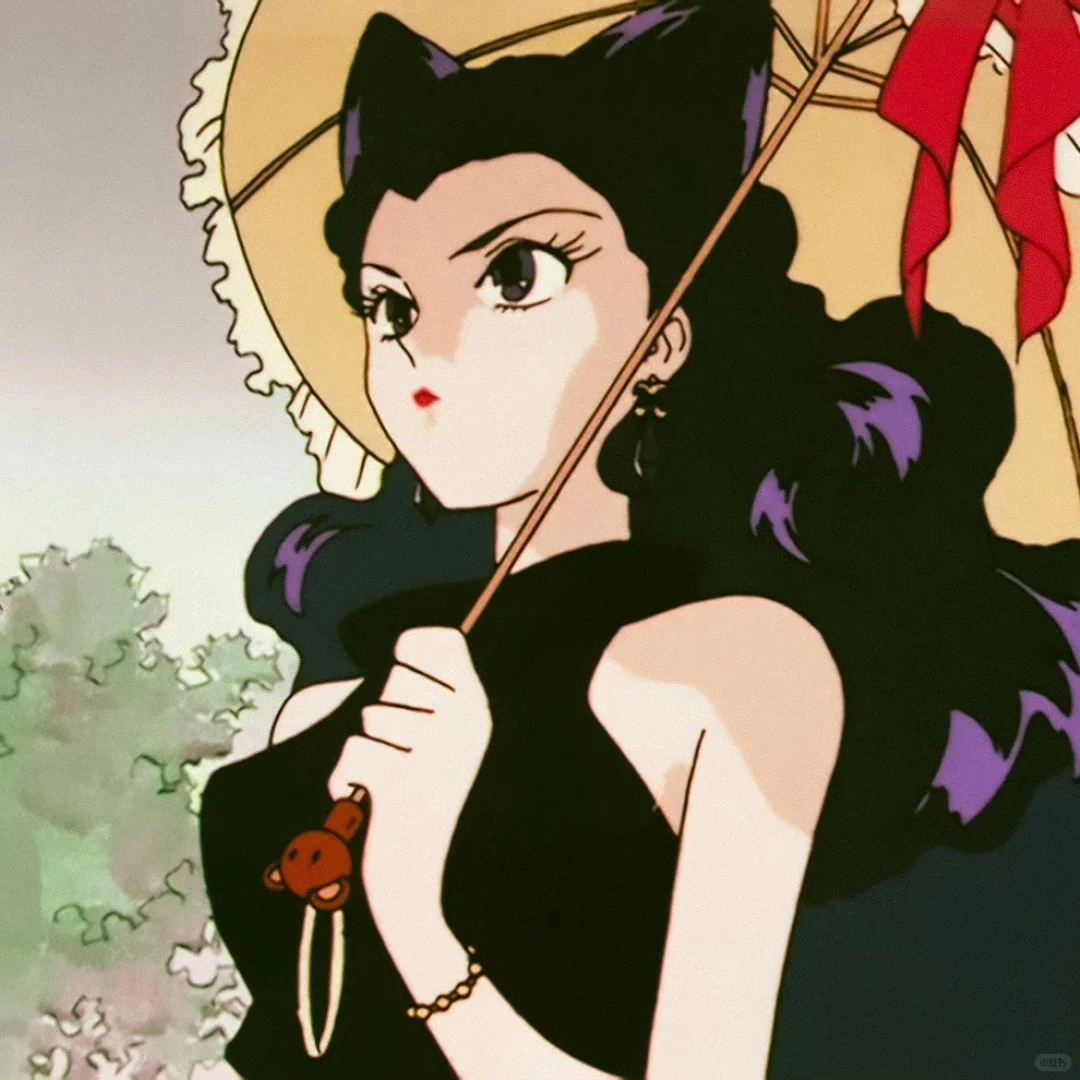 紫发猫女郎
