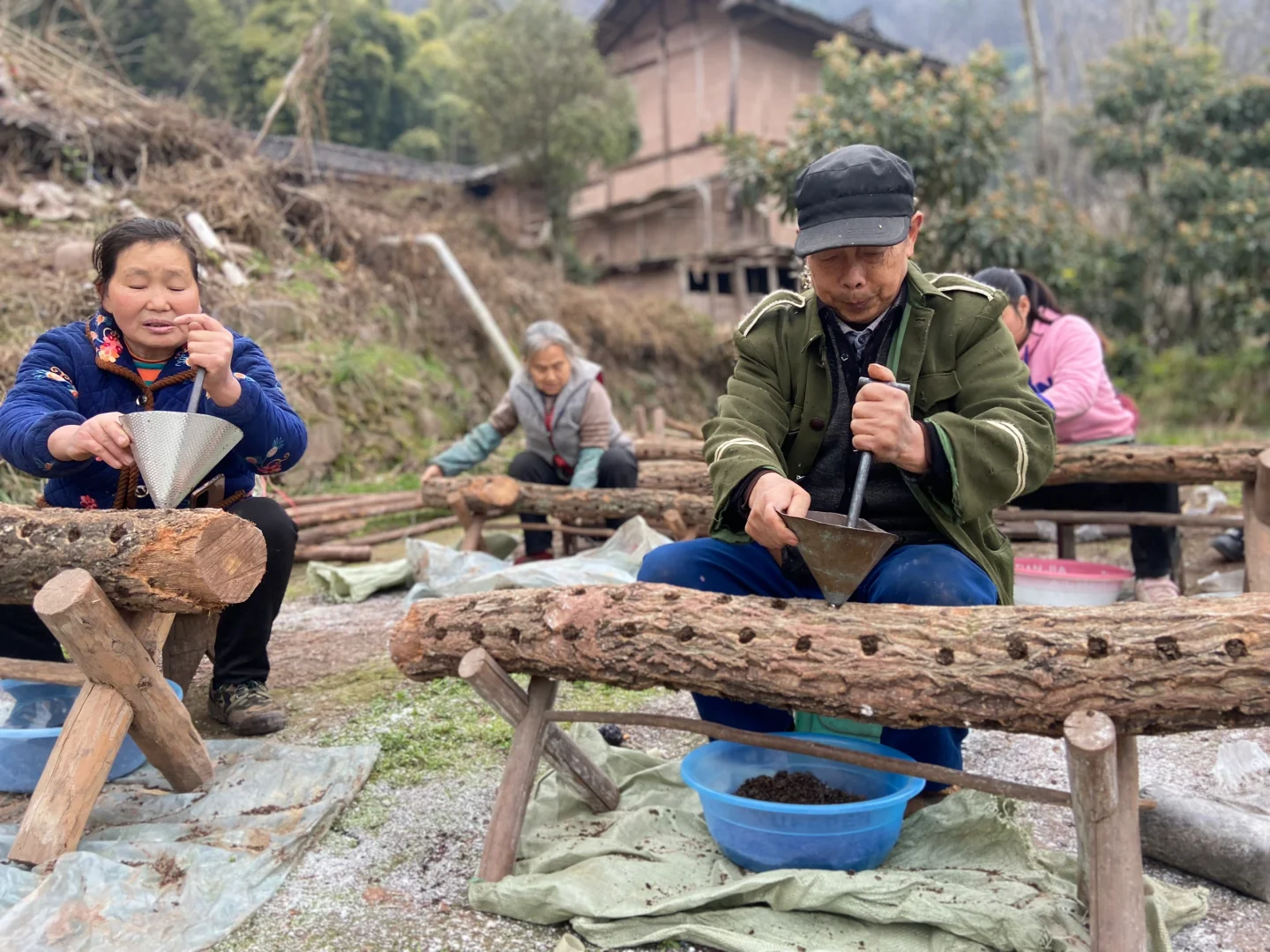 为啥很多人都觉得没法和农民打交道？
