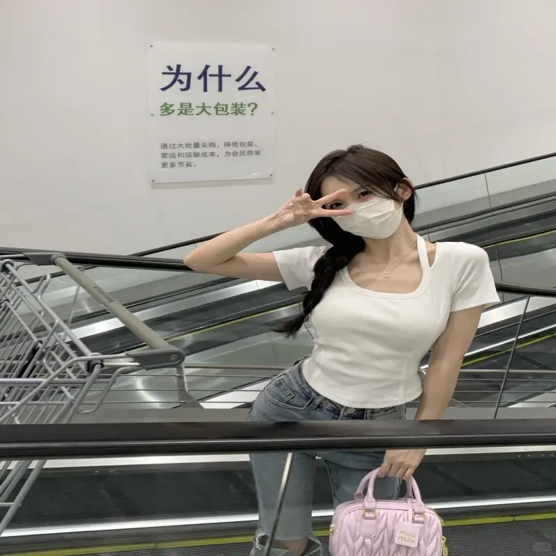 纯欲风挂脖鱼骨T恤,夏日辣妹必备!