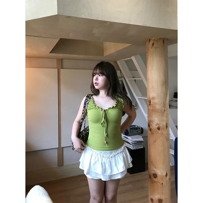 微醺果酒与纯欲少女的夏日邂逅
