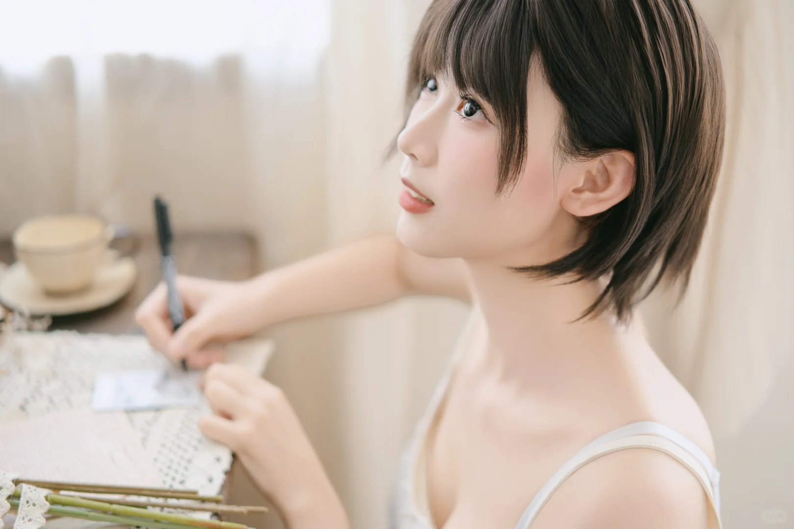 居家少女写真、慵懒感拉满(暖调)