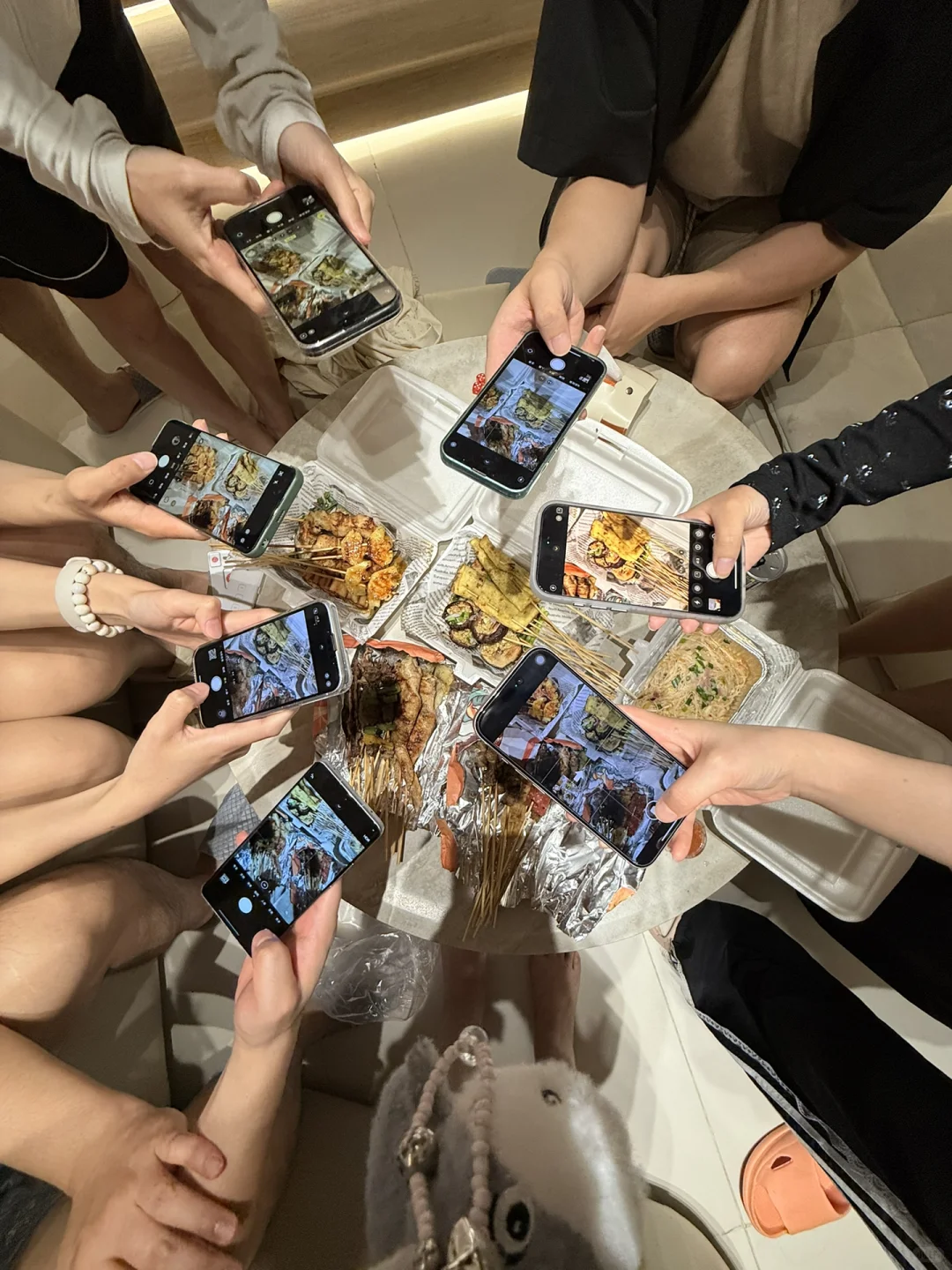 深圳双休公司招人,有人来带薪撸猫吗?