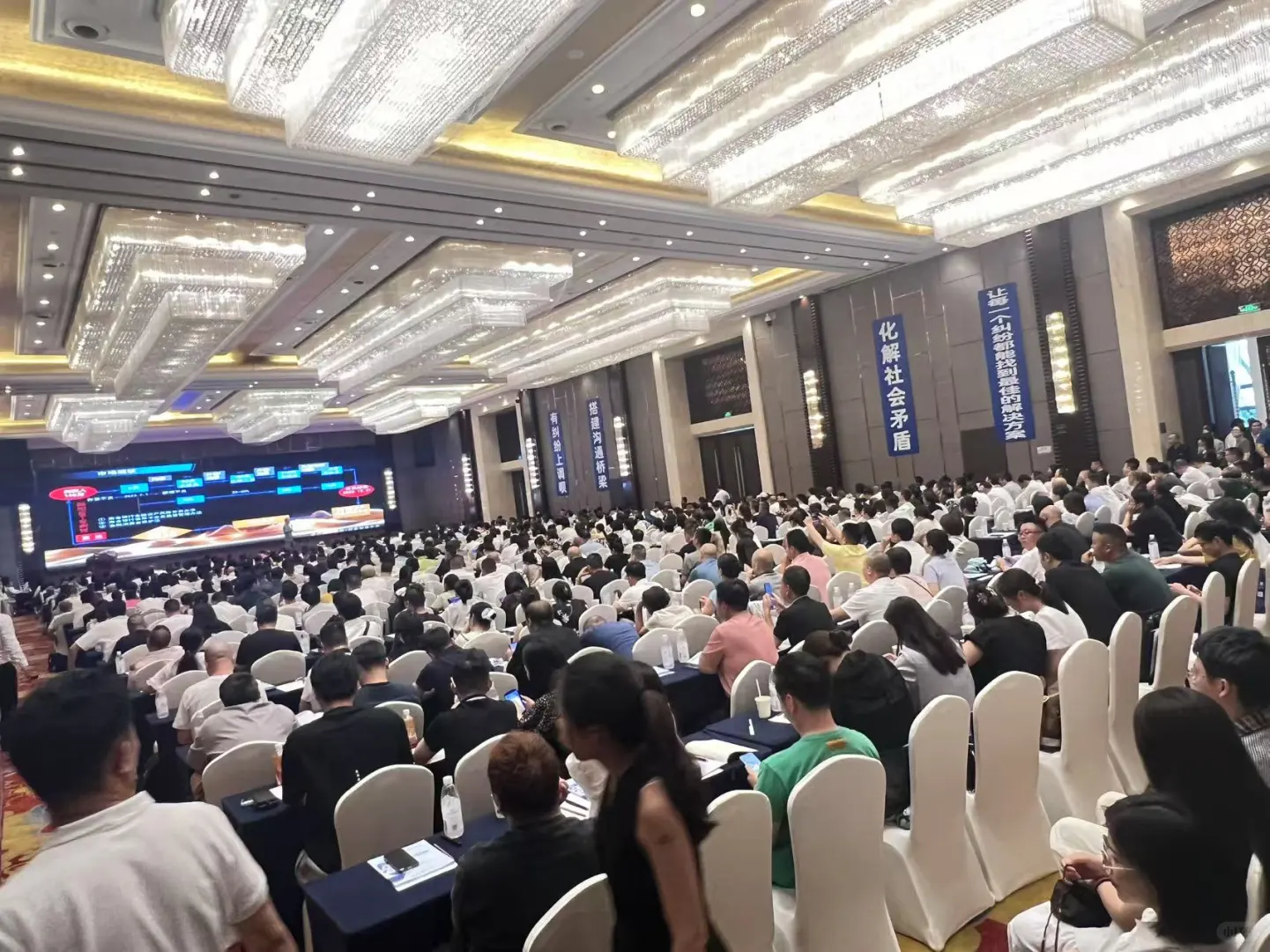 什么职业不内卷还高薪？？