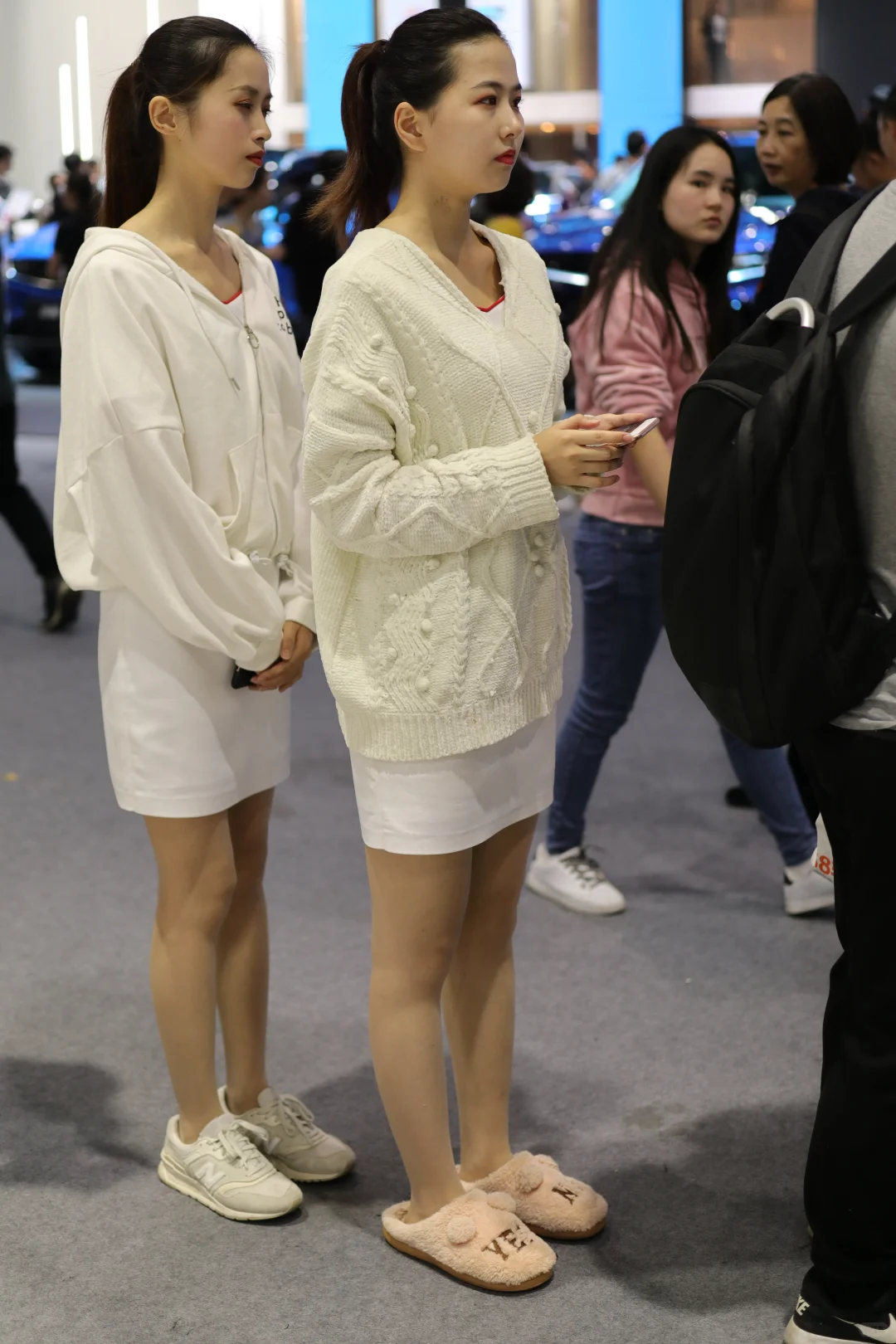 车展现场 多位模特 销售 原图未修 编号4