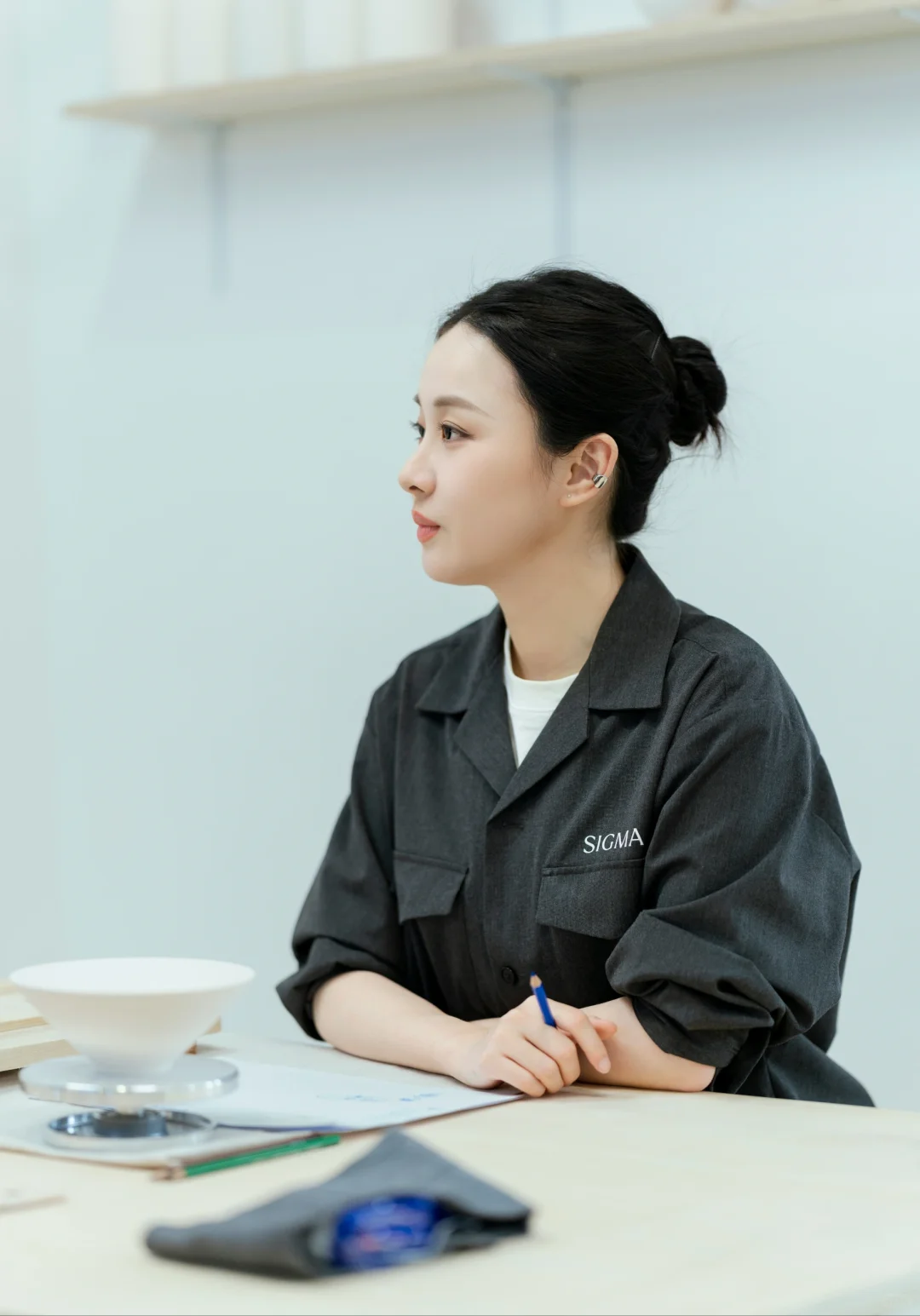 PE展会： 适马展台的模特好美呀