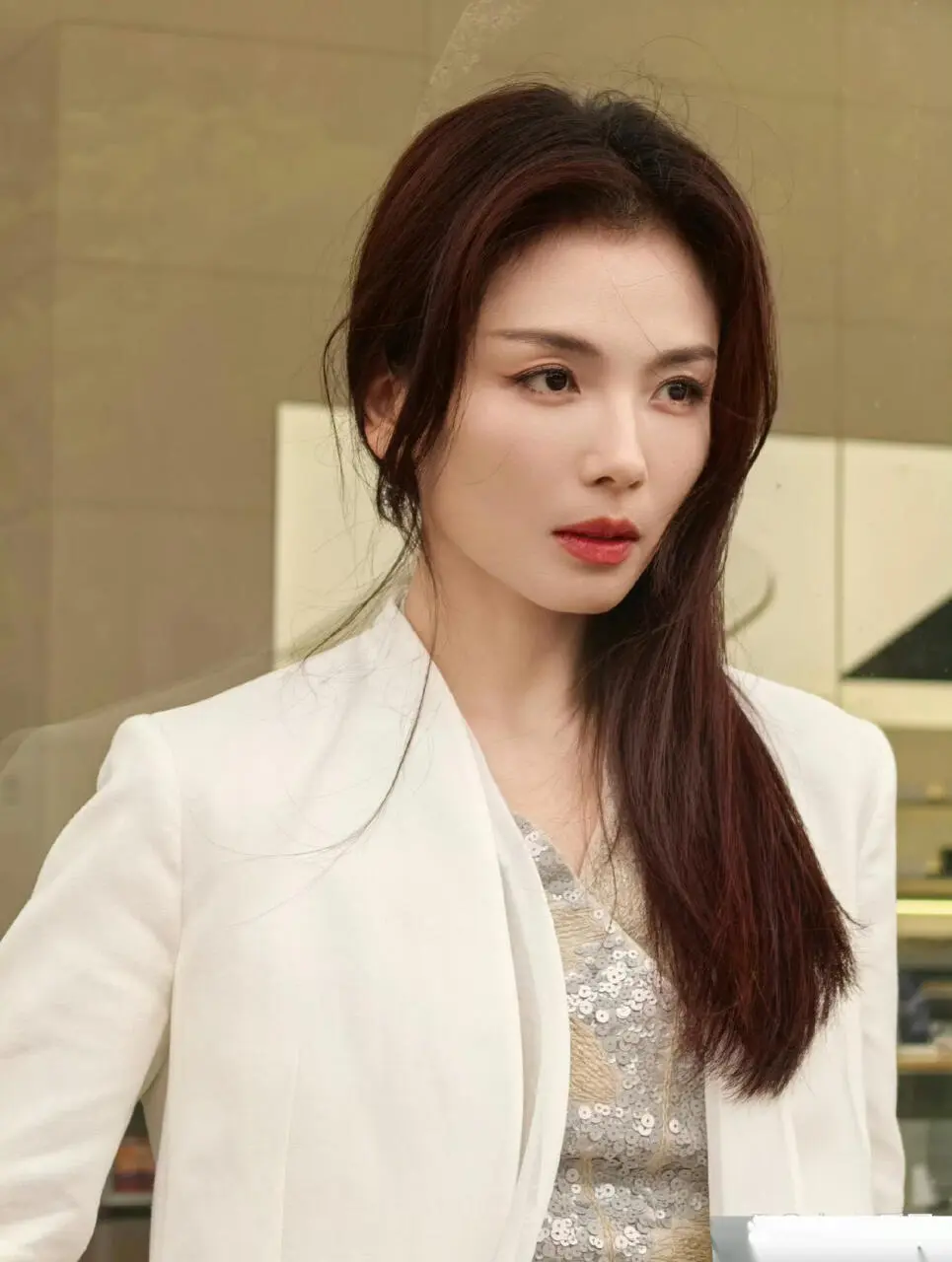 原来刘涛这么优雅显美丽