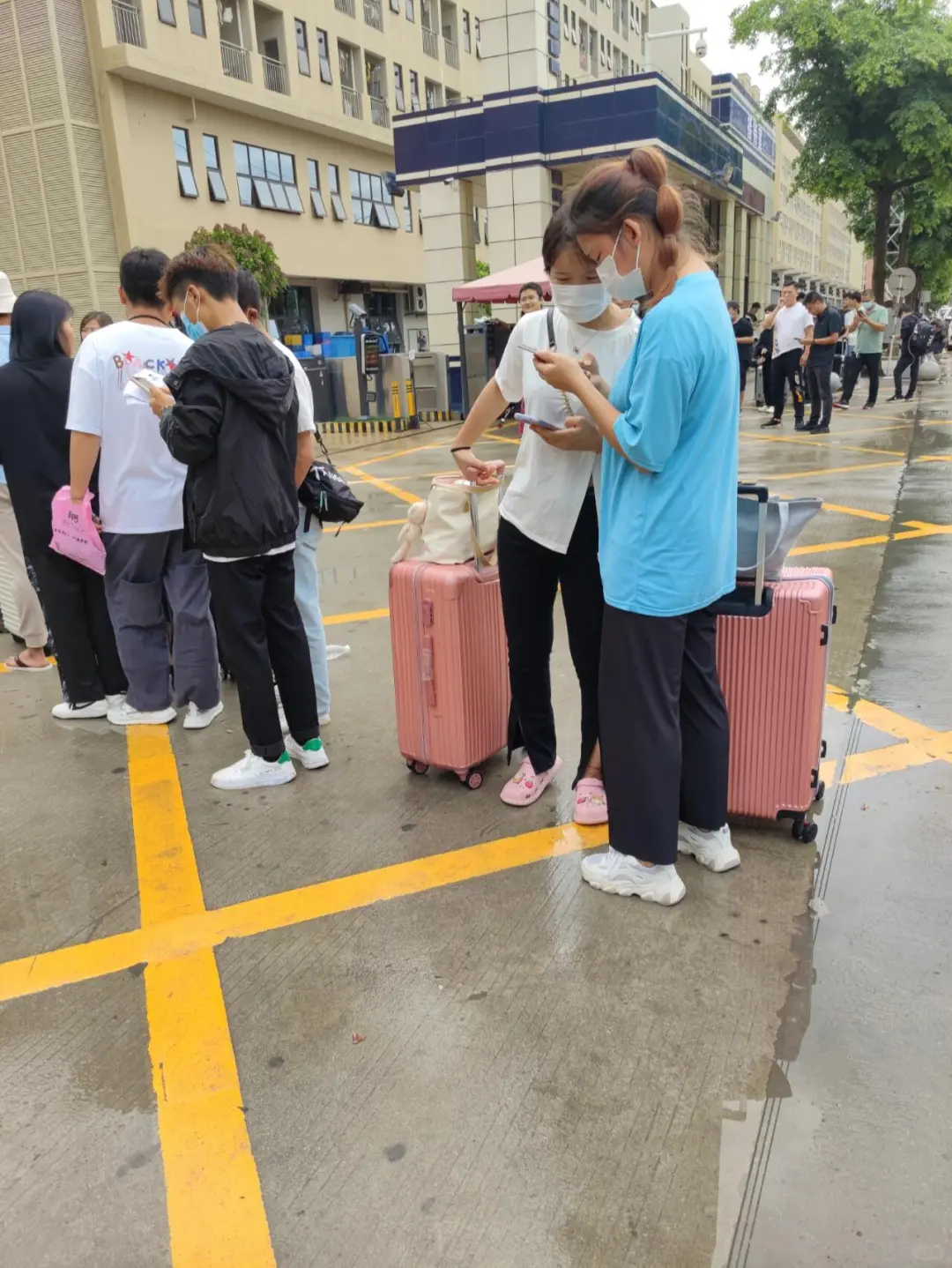 工厂面试现场