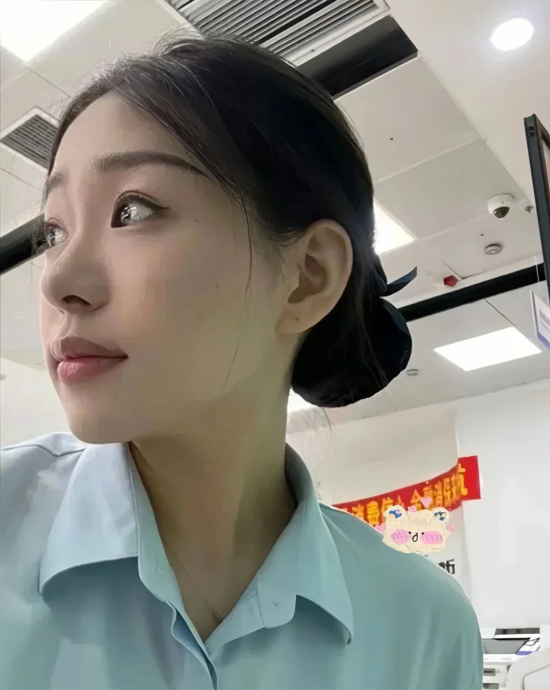 银行面了个专升本漂亮女生，直接给了
