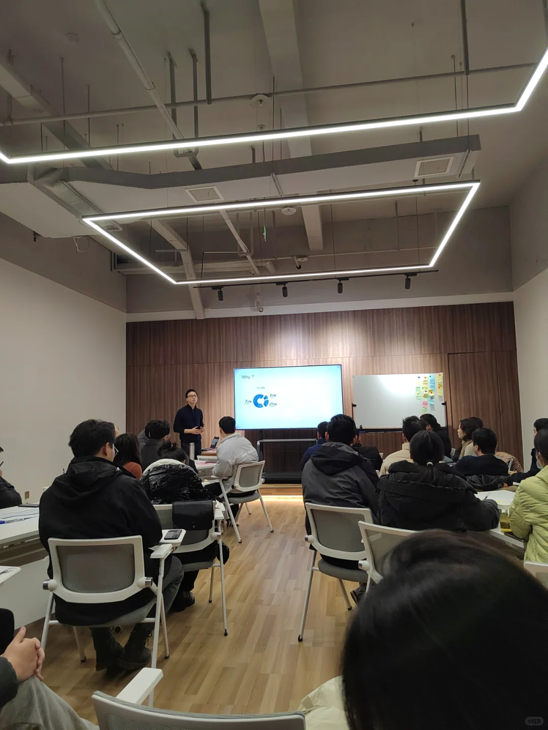 走上管理岗才发现:所谓面试能力强,就一点