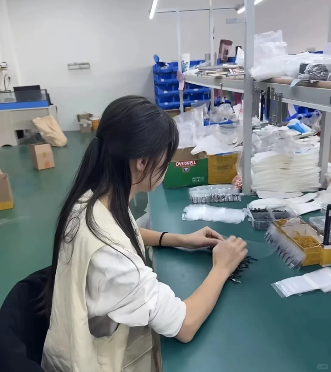 苏州电子厂，月6500-7000，急招小时工