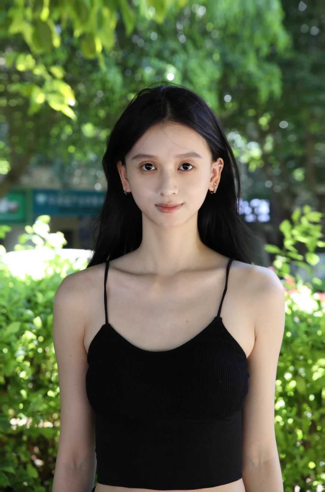 更新一组模特素颜照