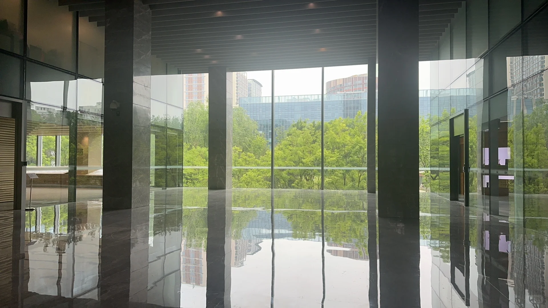实习结束招继任