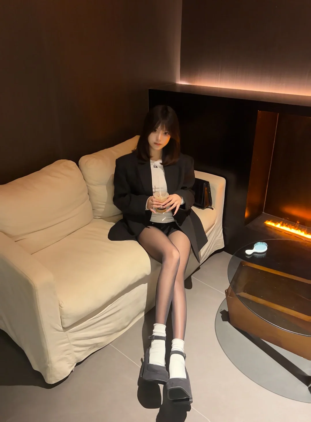 御姐怎么穿?ai搜索来教你