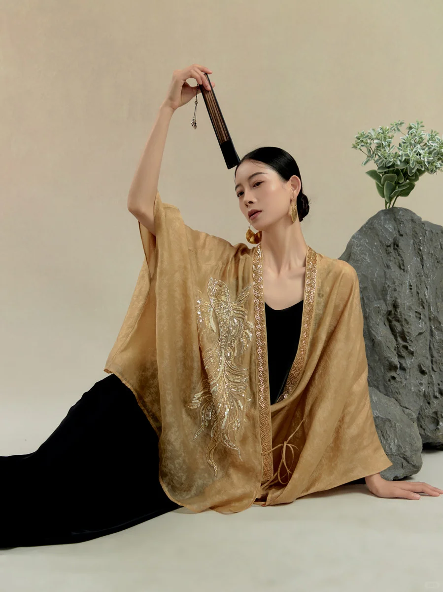 服装拍摄｜新中式模特服装拍摄?