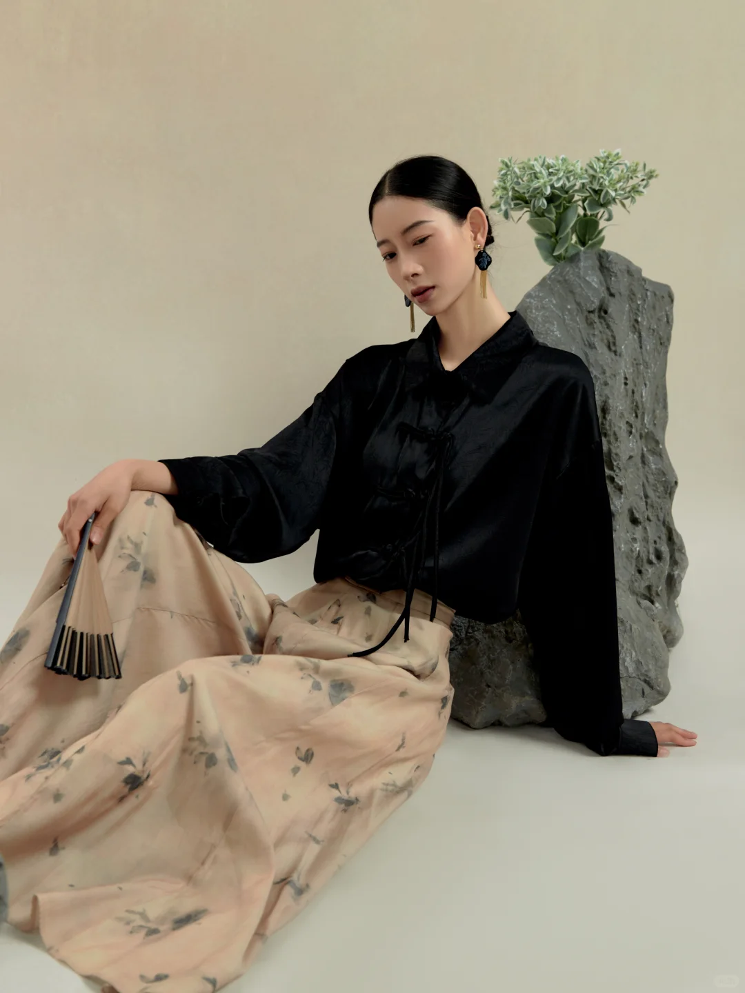 服装拍摄｜新中式模特服装拍摄?
