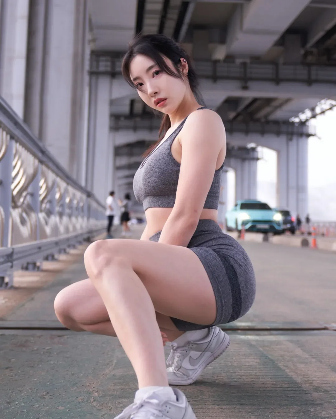 韩国健身,丰腴身材,女神颜值,谁能不迷糊？