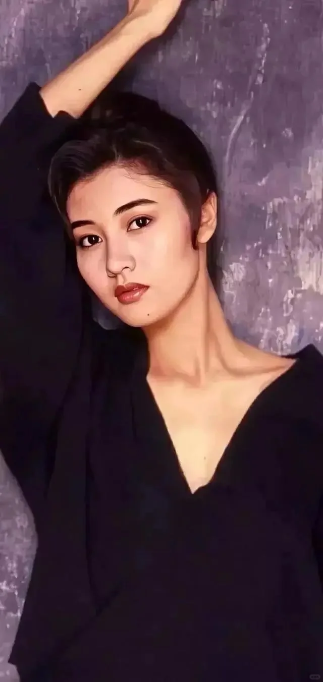 港风壁纸 | 女神李嘉欣✨