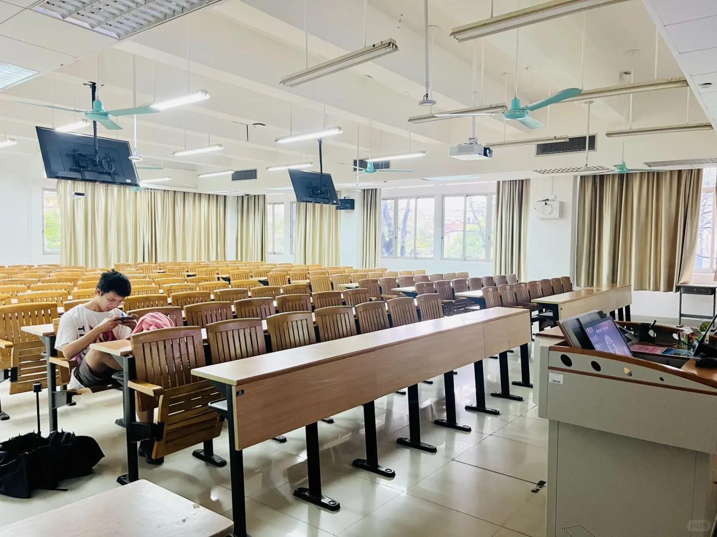 广东外语外贸大学直招!