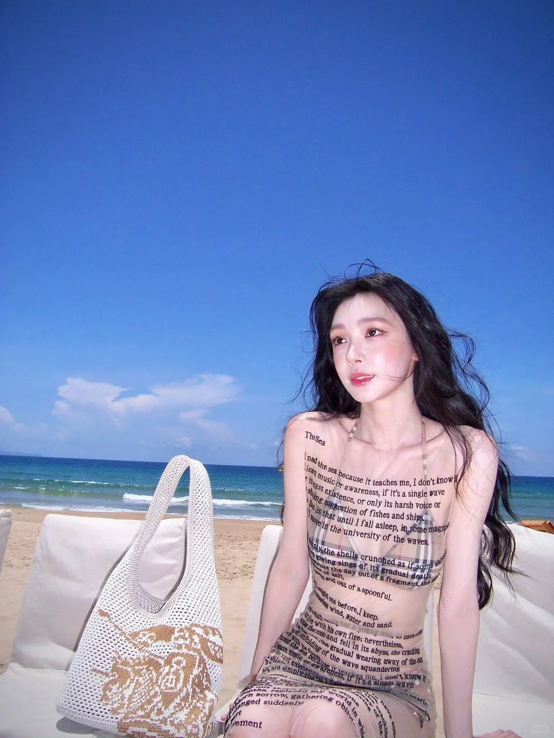 易梦玲-海边拍照氛围感拉满
