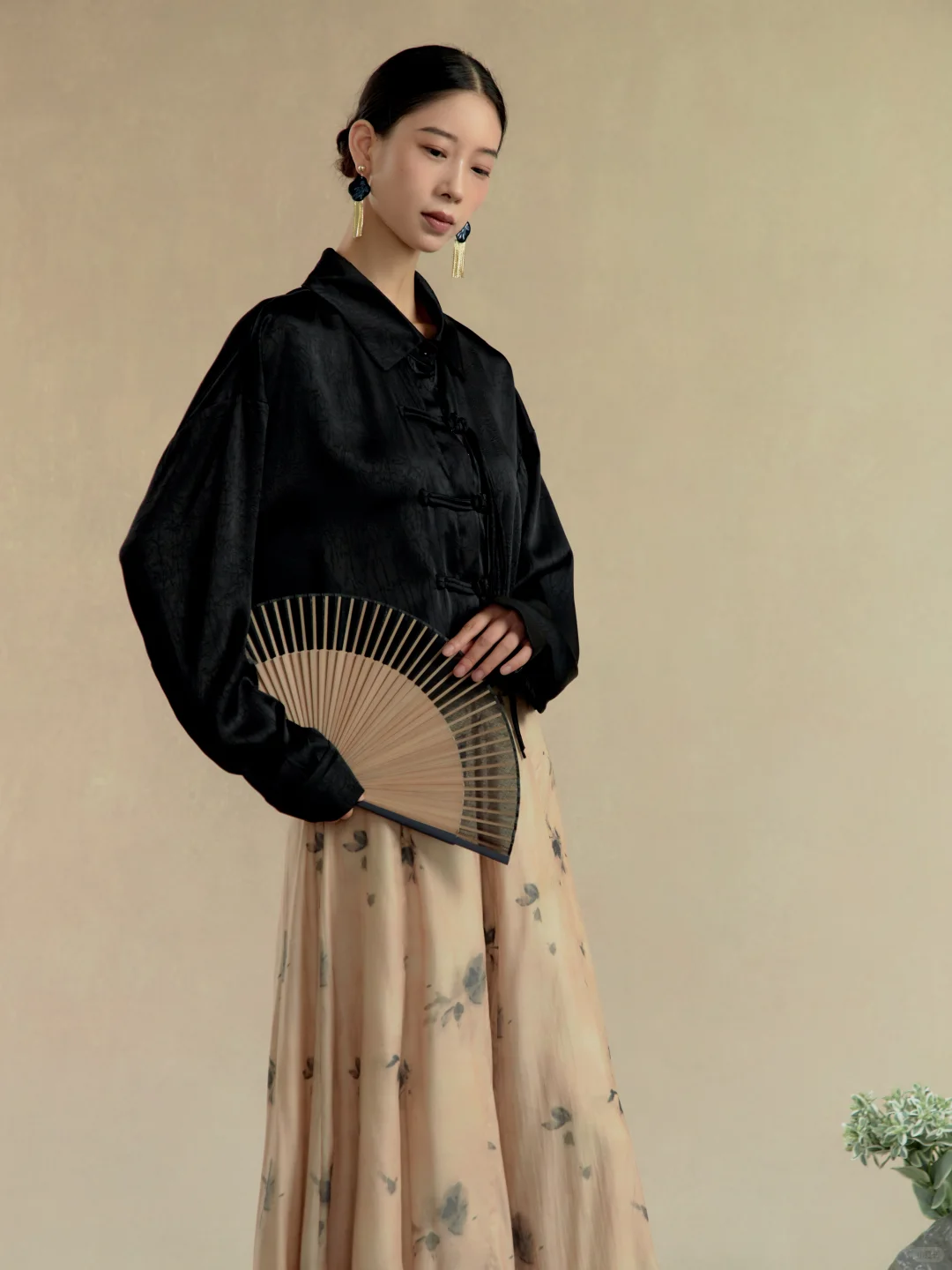 服装拍摄｜新中式模特服装拍摄?
