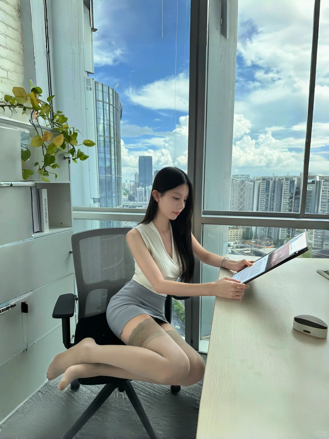 还算是风韵犹存吧