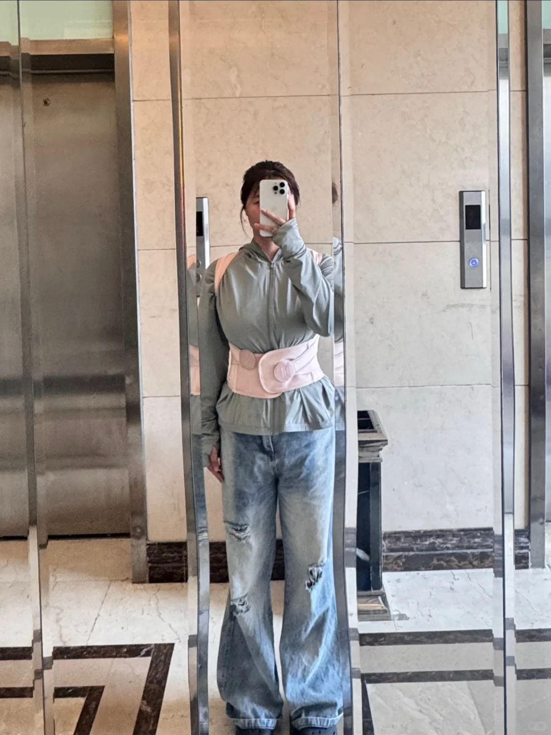 失业第二天BOSS上看到对我来说最满意的工作