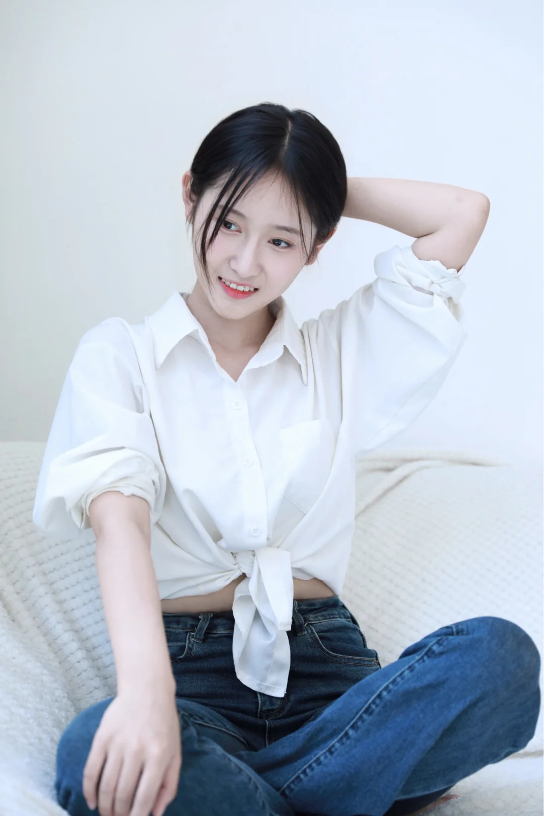 零成本!客厅沙发也能拍绝美Casting照