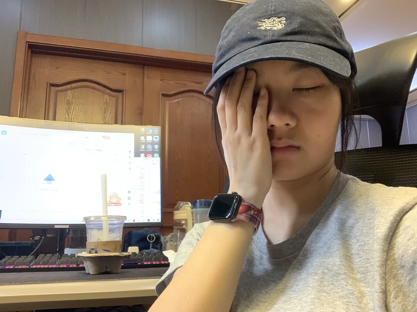 很好，又被辞退了。