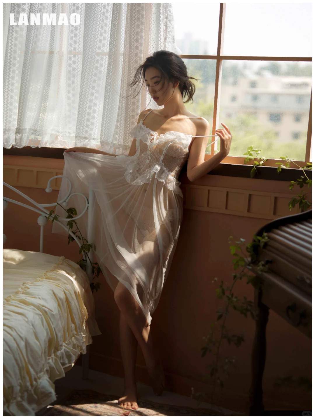 轻私房系列 | 少女的温柔都藏在朦胧的闺房